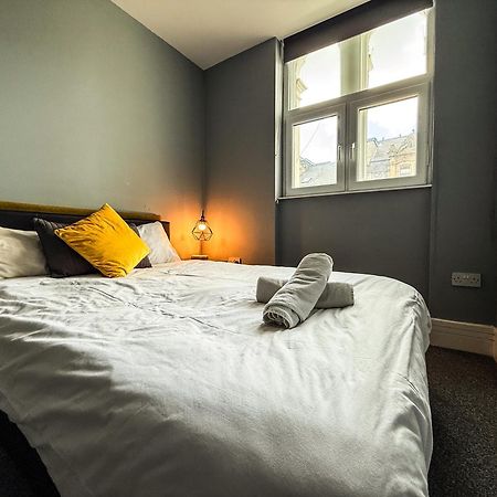 3 Bedroom Apartment In The Heart Of Newcastle - Modern - Sleeps 6 Kültér fotó