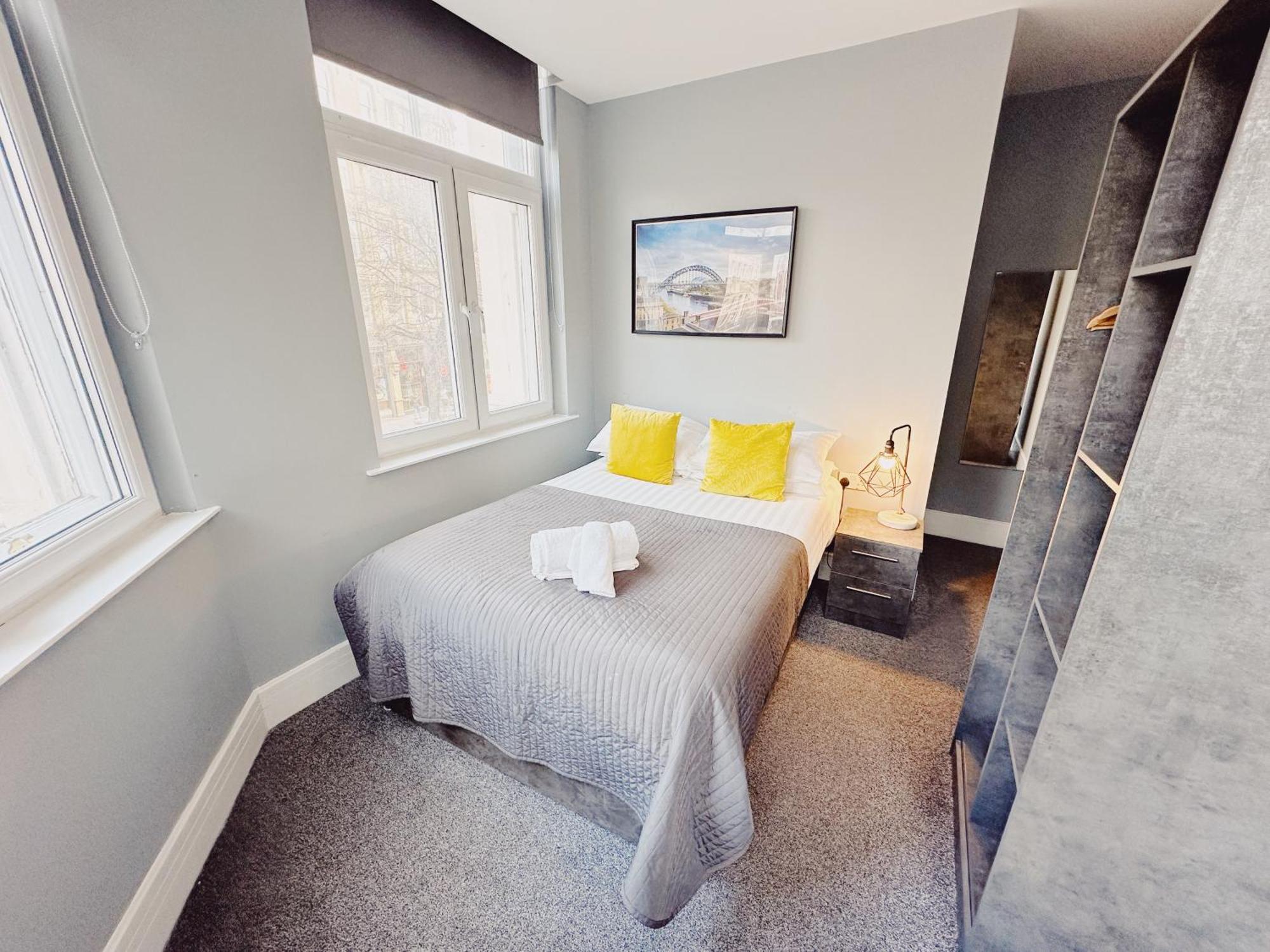 3 Bedroom Apartment In The Heart Of Newcastle - Modern - Sleeps 6 Kültér fotó